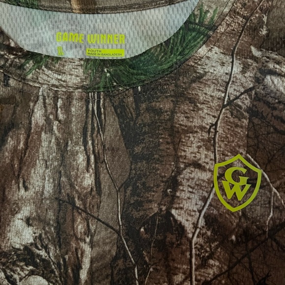 Youth long sleeve game winner camouflage athletic shirt - Picture 2 of 2